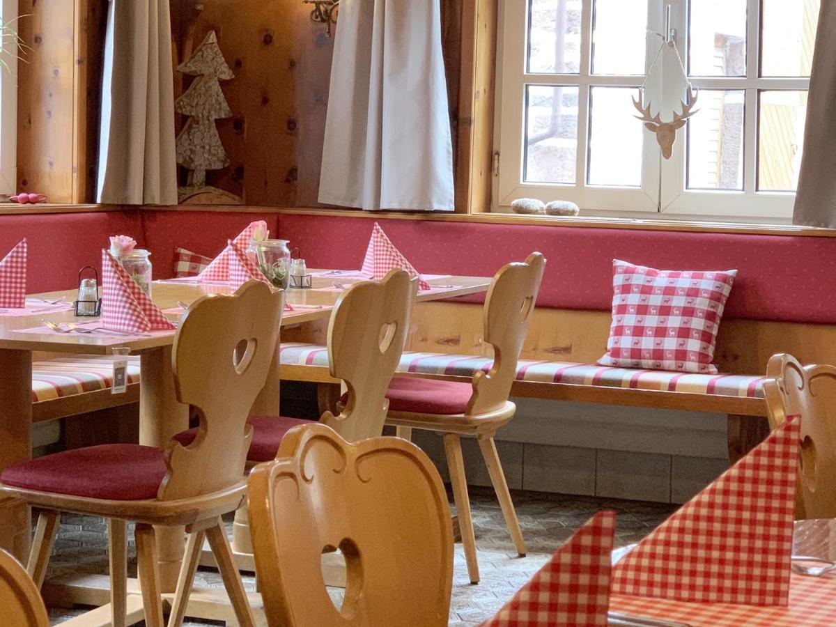 Landhotel Untere Kapfenhardter Muehle Unterreichenbach Extérieur photo